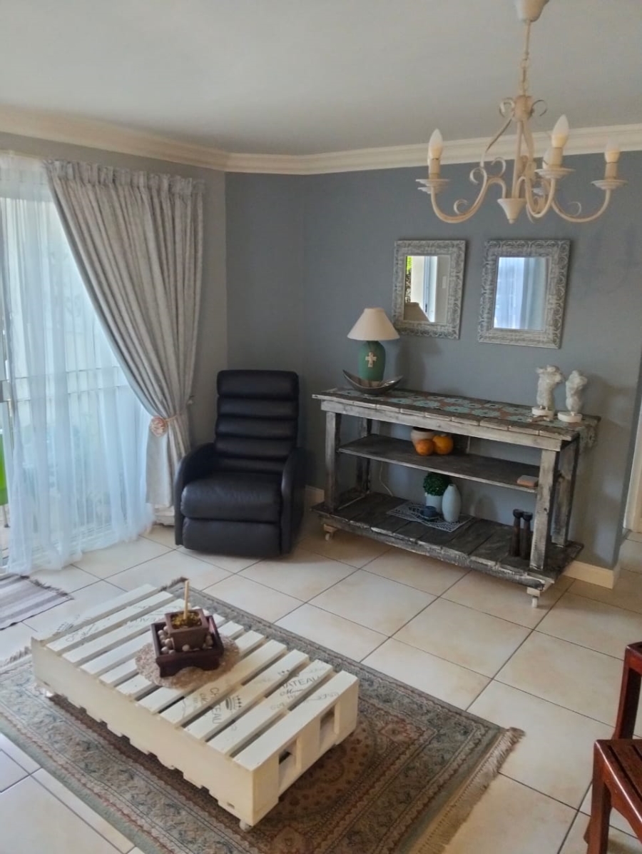 To Let 3 Bedroom Property for Rent in Ferreira Town Eastern Cape